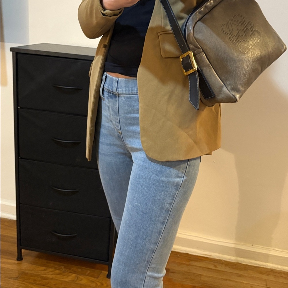 Loewe Brown Leather shoulder Bag - Picture 9 of 12